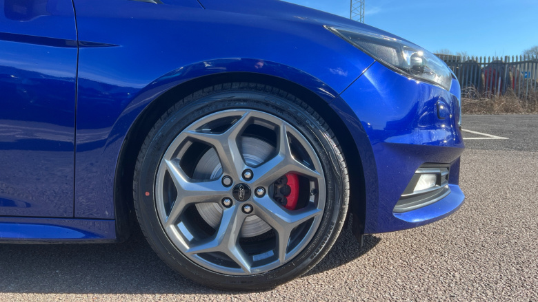 Ford Focus ST 2.0 TDCi 185 ST-3 Navigation 5dr Powershift Diesel Hatchback